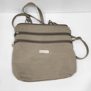 Baggallini Crossbody 3 Zip Top Closure Adjustable Beige Bag
